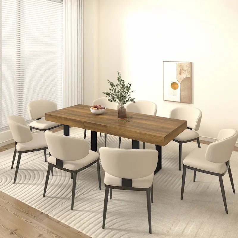 Všestranný rozkládací jídelní stůl pro velká setkání, který zlepší zážitek ze stolování